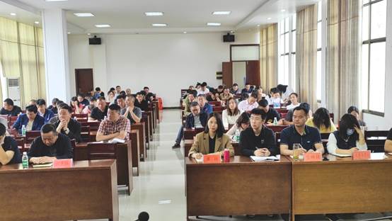 ˵��: C:\Users\ADMINI~1\AppData\Local\Temp\WeChat Files\a8bf8b5c548fb42e238173ee7df0317.jpg