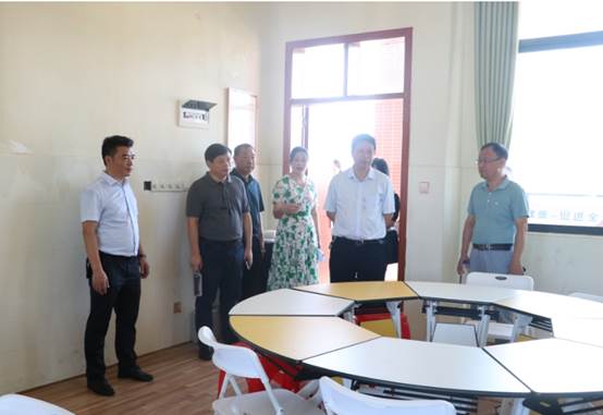 7.24明德小学心理健康教育调研现场